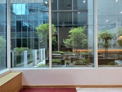 SQUARE 2 (D11), Retail #497413371